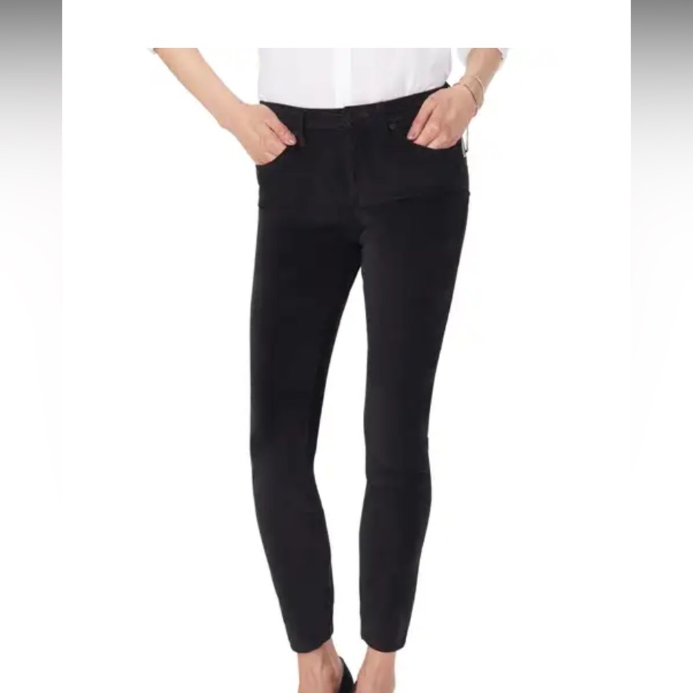 NYDJ Ami stretch velvet skinny jeans NWT!